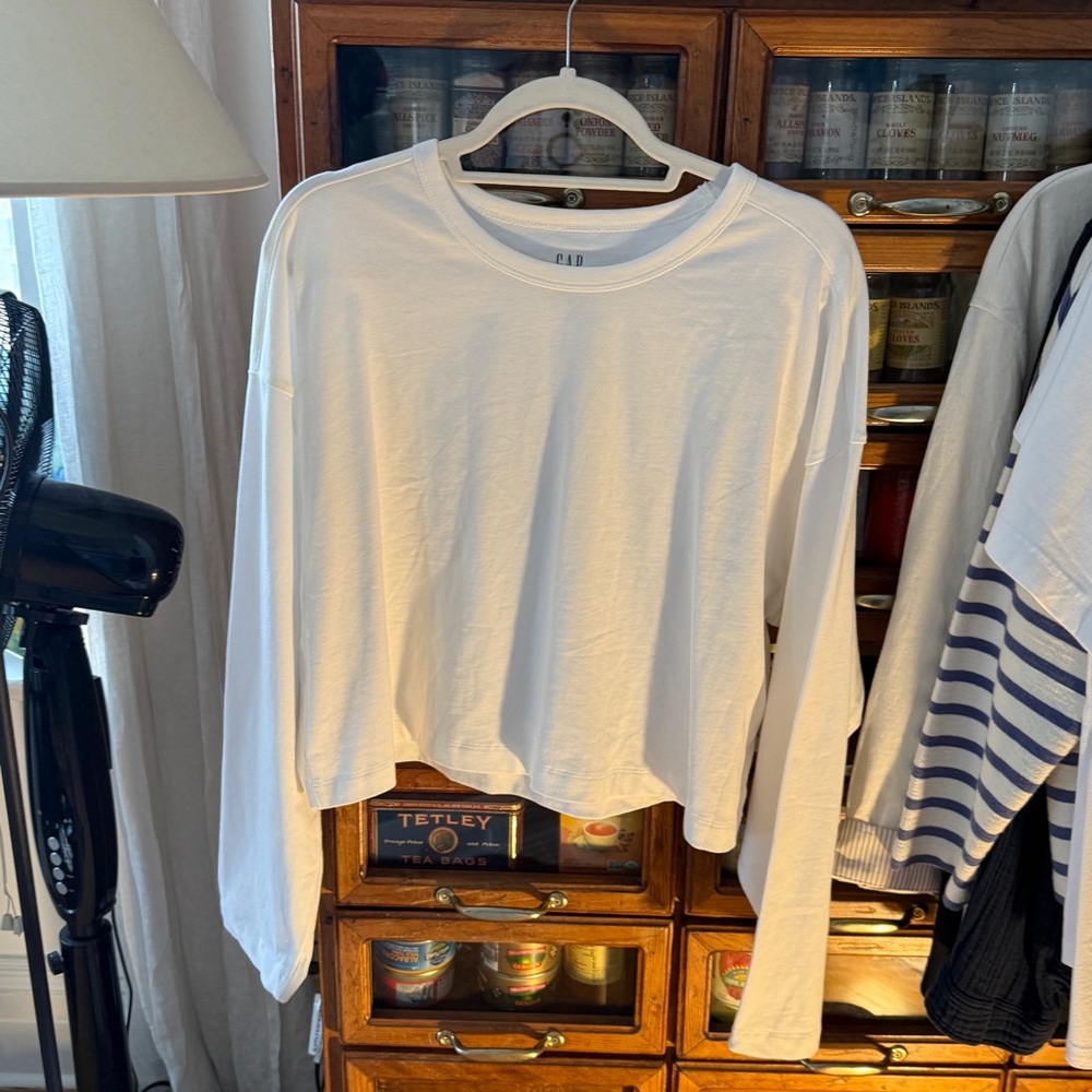 NWT GAP Organic Cotton VintageSoft Heavyweight Crop T-Shirt -White - L - Picture 2 of 6